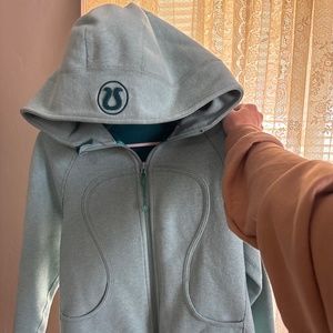 Lululemon Scuba — Size 2 Turquoise